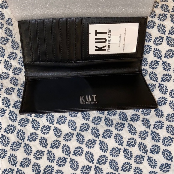 Wallet - Picture 3 of 3